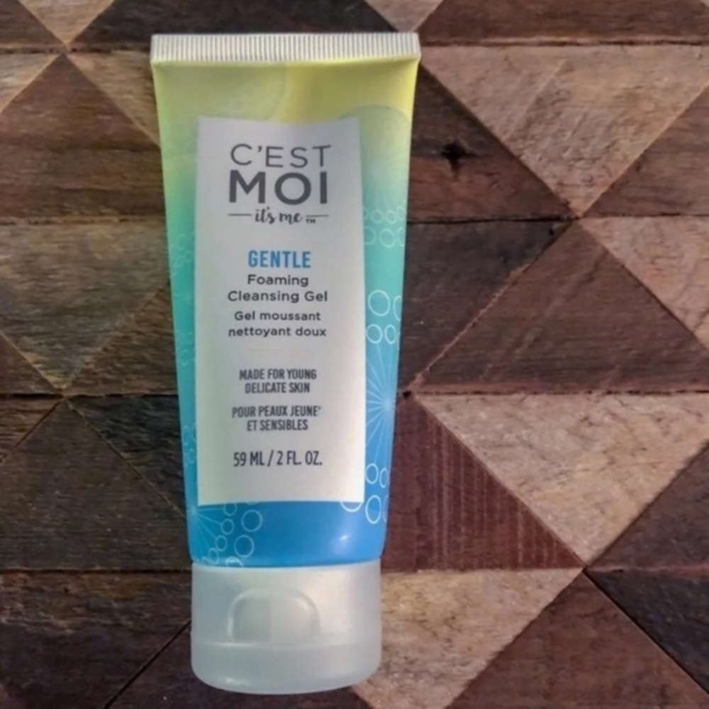 5️⃣/$25 C’EST MOI Gentle Foaming Cleansing Gel